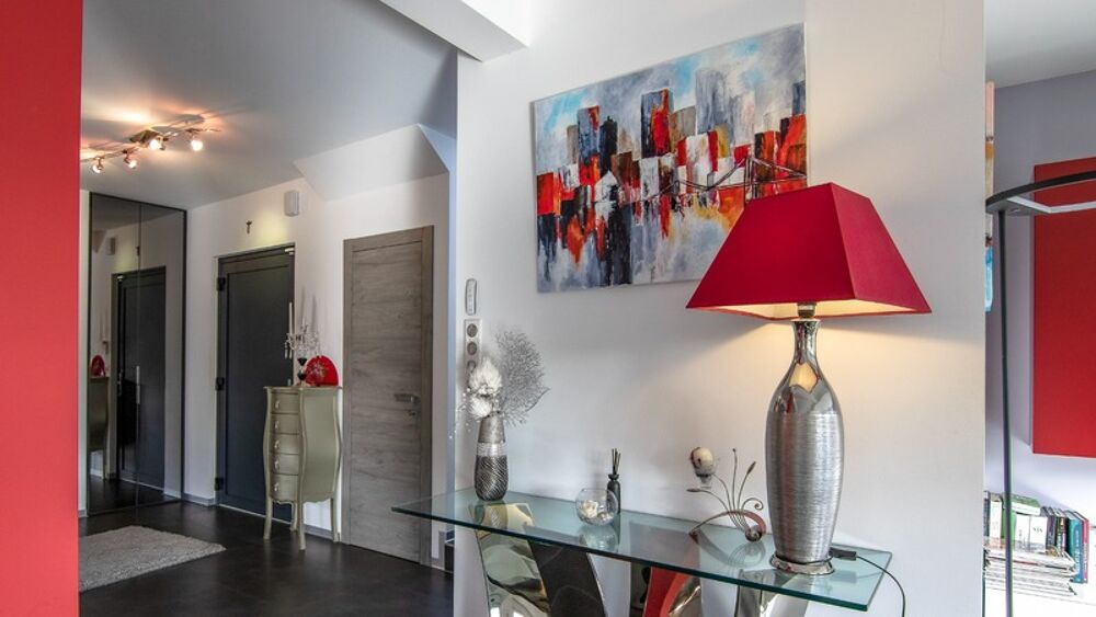 A la vente à BLOTZHEIM (68) maison contemporaine de 7 pièces avec jardin, sous-sol et garage