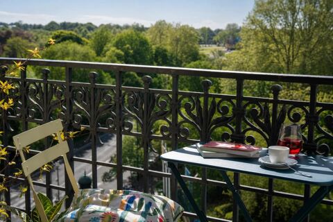   Appartement de 3 pièces de 74 m² à Paris Appartement - 3 pièce(s) - 74 m²