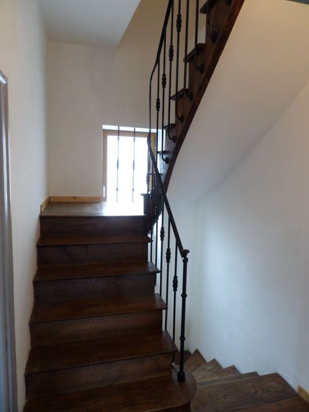 Location Maison Maison de 120m2 à louer sur Villefranche-d'Allier Villefranche d allier