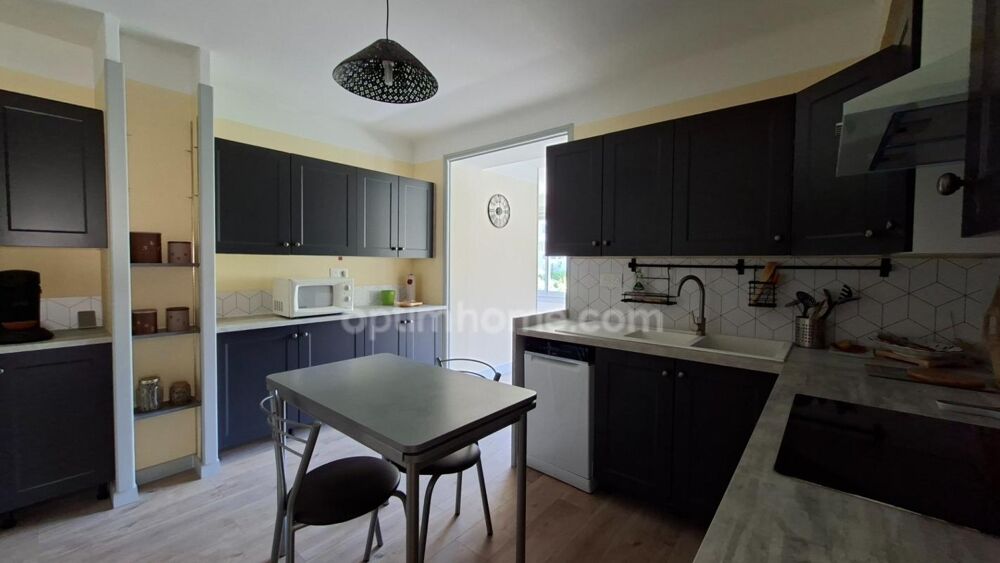 Viager occupé  Appartement T4 de 100 m² avec terrasse et garage à DIGNE LES BAINS (04)