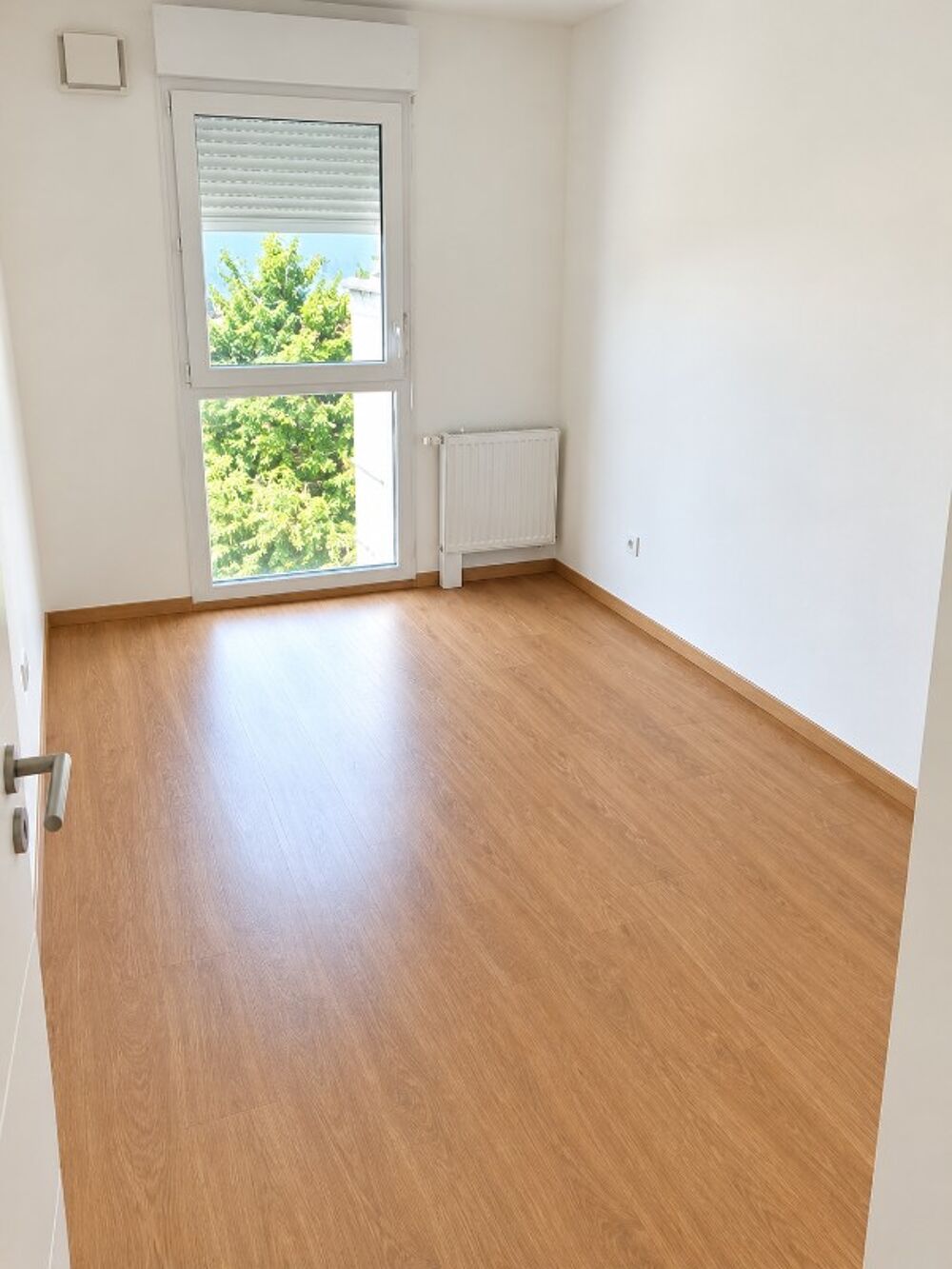 Location Appartement T4 avec balcons et double parking à NOISY LE SEC Noisy le sec