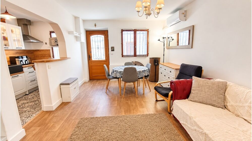 MARTIGUES JONQUIÈRES  Maison 4 pièces, 3 chambres + balcon 12 m²