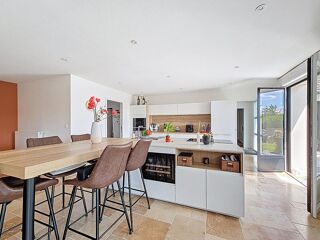  Maison � vendre 10 pi�ces 260 m�