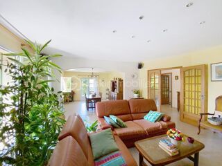  Maison à vendre 6 pièces 151 m²