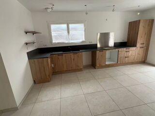  Maison à louer 4 pièces 104 m²