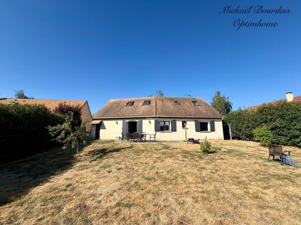 Vente Maison OIZÉ – Maison familiale de 2005 – 5 chambres – Vie de plain-pied – DPE Oize