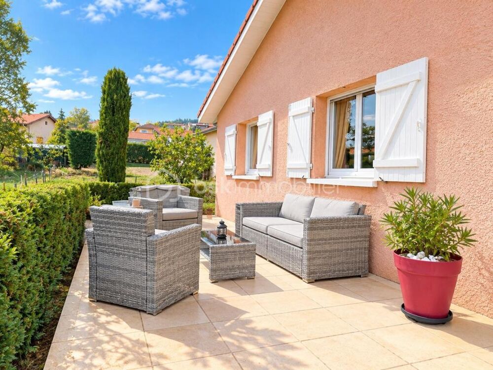 Vente Maison MAISON FAMILIALE - 6 CHAMBRES - SOUS SOL COMPLET SEMI-ENTERRE - AU CALME Saint martin en haut