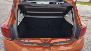 Sandero 0.9 TCe 90 Stepway Explorer - Entretien constructeur 2017 occasion 86100 Chatellerault