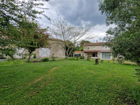   Maison  vendre 5 pices SAINT CREPIN (17) Maison - 5 pice(s) - 127 m