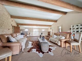  Maison  vendre 11 pices 676 m