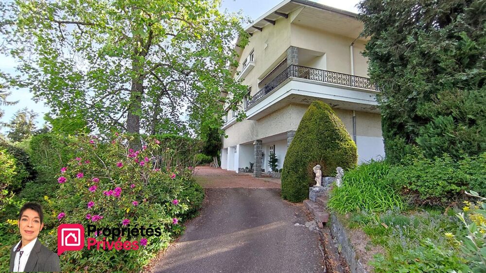 THIZY-LES-BOURGS (69240) Maison individuelle 223 m² habitables, terrain 2000 m², 4 chambres, garages, annexes
