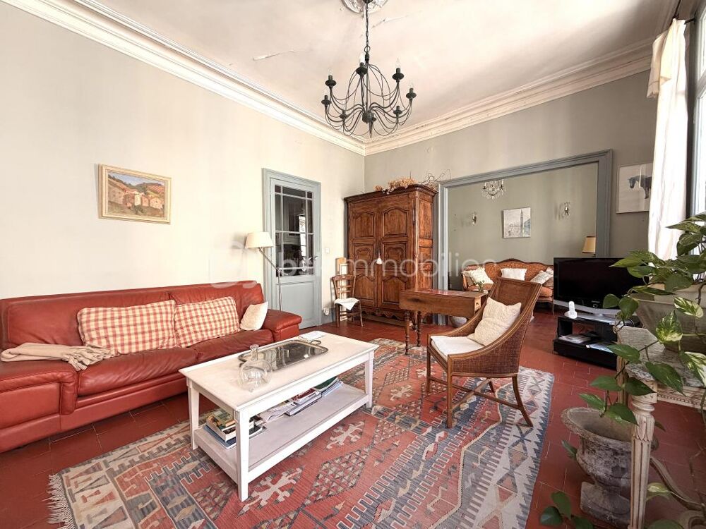 Appartement Haussmannien avec studio
