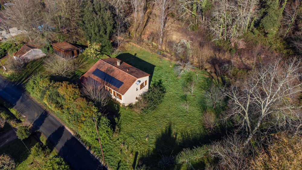 Maison individuel, +/-80 m2 , grande sous-sol 6pieces, 3 chambres, atelier en bois, jardin et forets