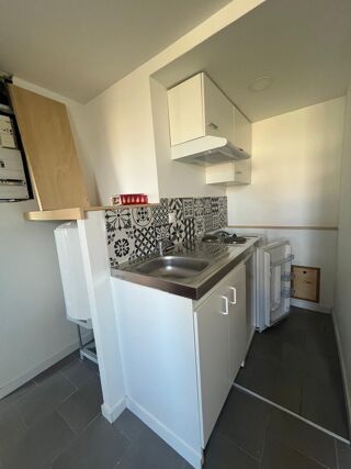  Immeuble à vendre 15 + pièces 275 m²