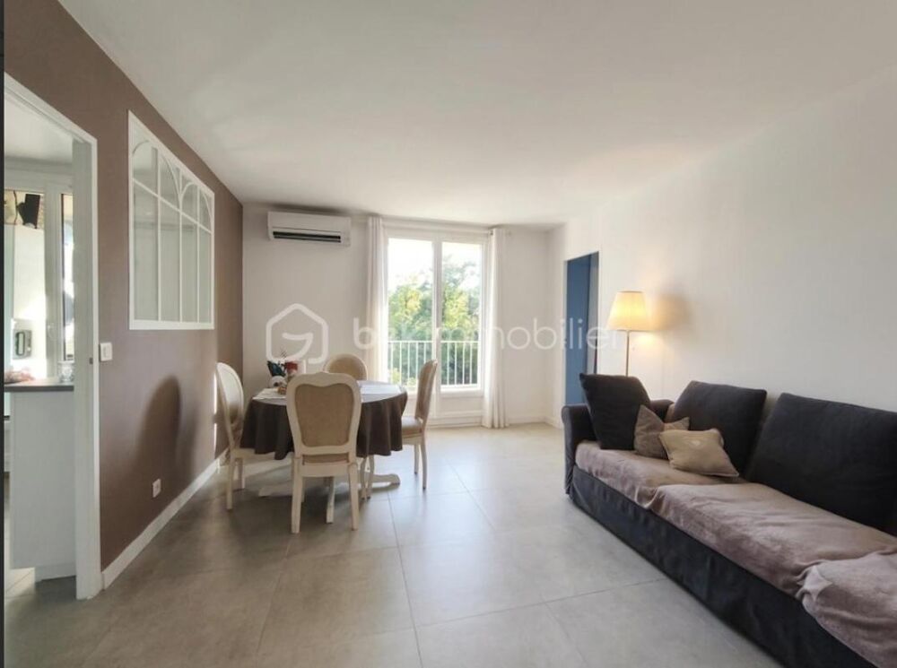 Appartement Type 4 de 70 m² au 2e étage avec terrasse