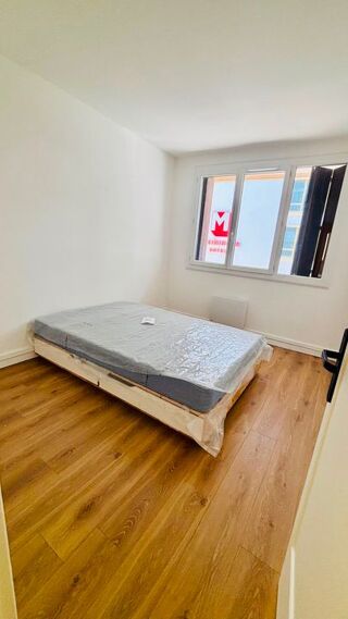  Appartement à louer 3 pièces 55 m²
