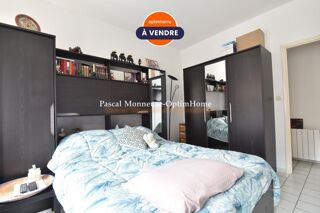  Immeuble à vendre 15 + pièces 463 m²