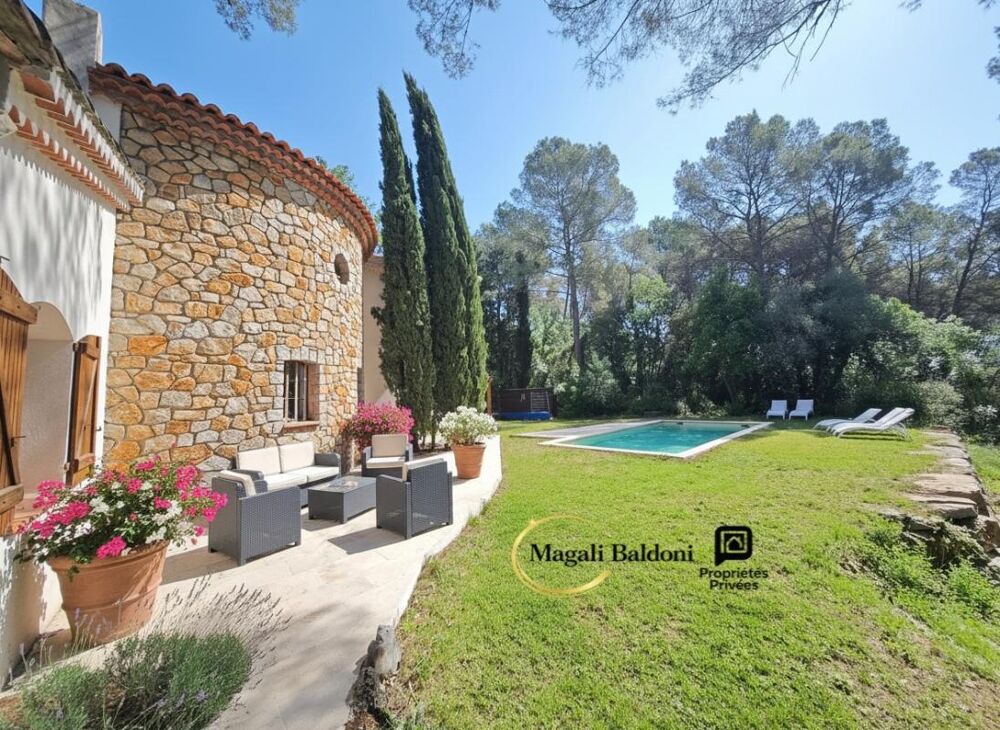 Villa de caractère- La Motte 9 pièces-226 m2- PISCINE- GARAGE