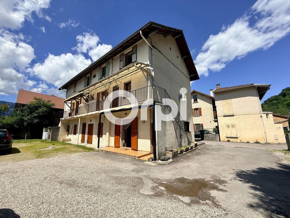 À vendre  Duplex de 95 m² avec garage, atelier et jardin  Secteur mairie de Villard-Bonnot