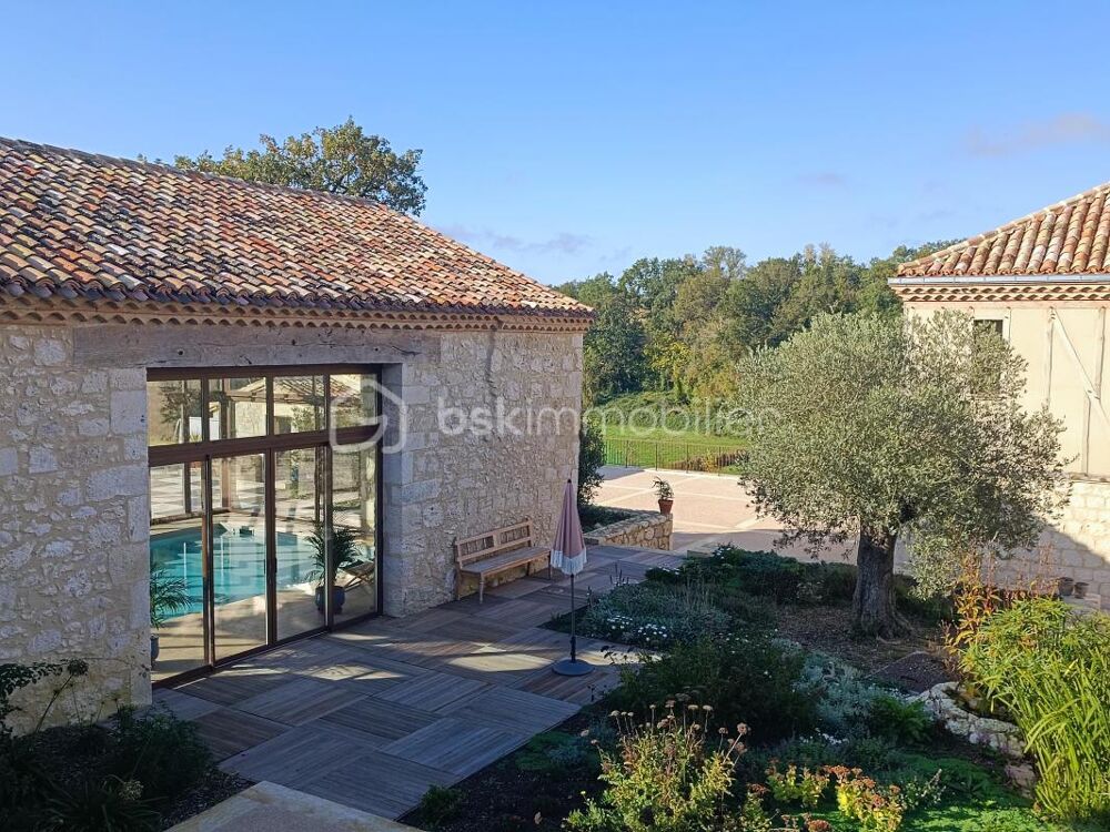 Vente Propriété/Château Domaine prestigieux pour événements et hébergement des invités dans un cadre enchanteur de 13 hectares ! Lectoure