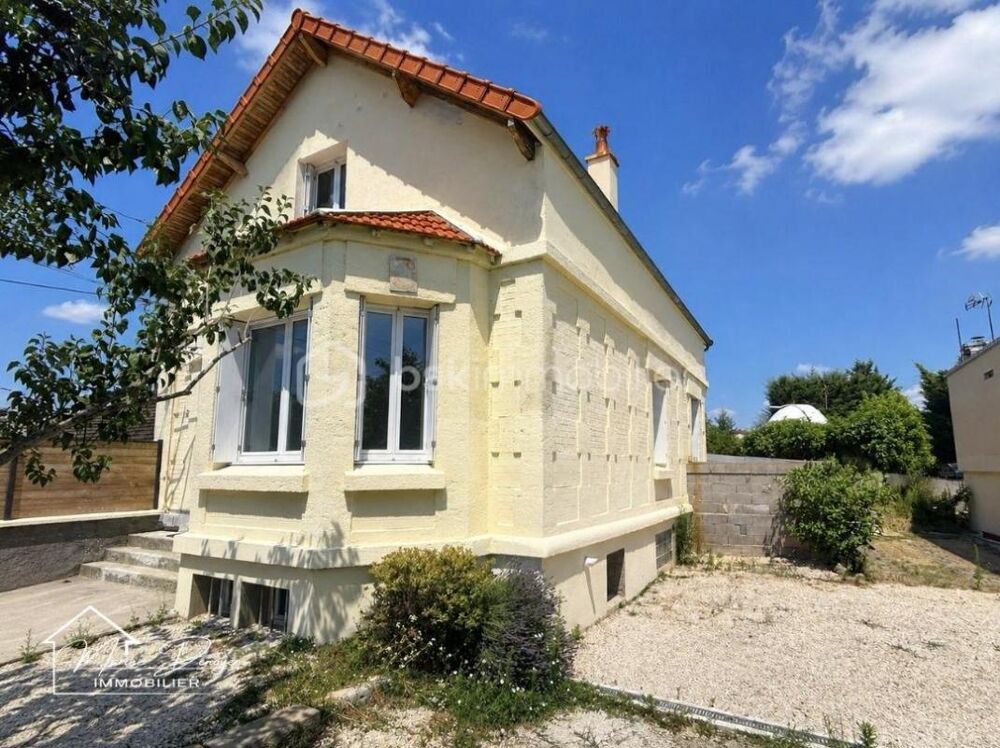Maison Familiale avec dépendance