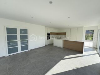  Villa à vendre 8 pièces 257 m²