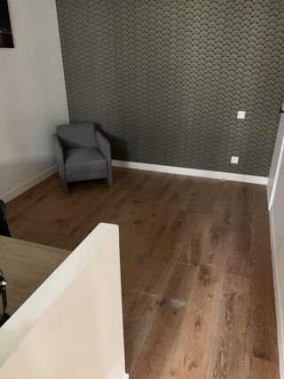  Appartement à louer 3 pièces 71 m²