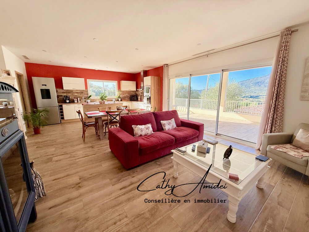 Vente Villa VIGGIANELLO (Corse) : Villa type T3 + appartement T2, grande terrasse, garage fermé et vaste atelier, proche plages et centre-vi Viggianello