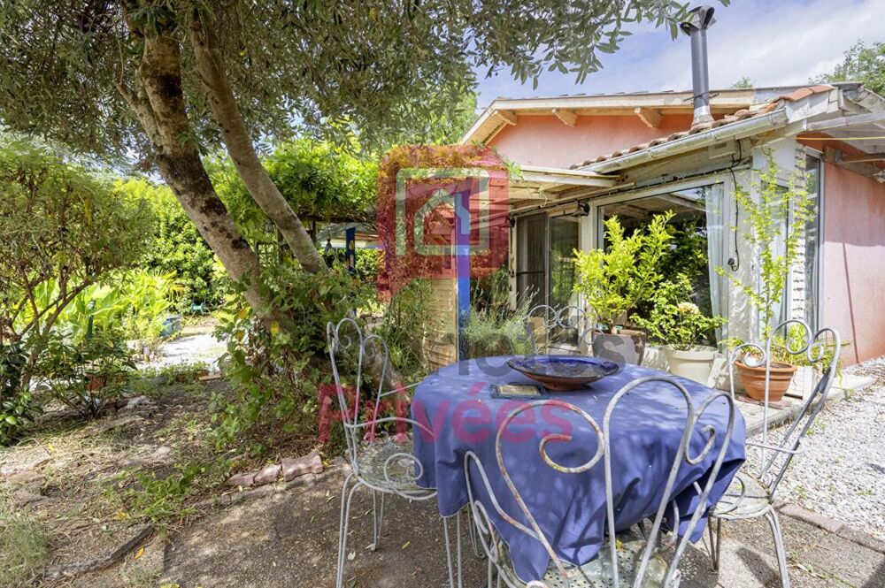 Lanton Maison de 74 m² 2 chambres a Rénover