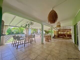  Propriété/château à vendre 11 pièces 232 m²