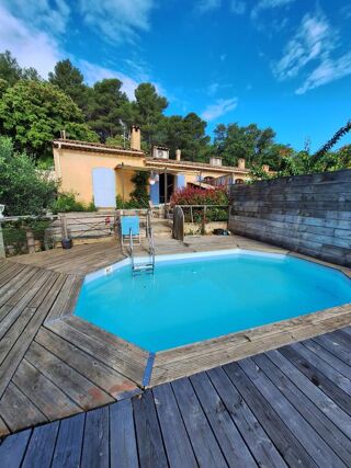  Maison � vendre 8 pi�ces 220 m�