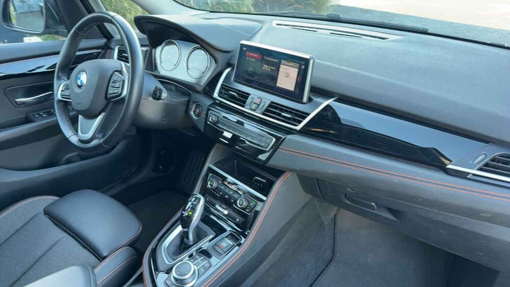 Serie 2 218d 150 Steptronic8 Sport - 7 places 2022 occasion 37230 Fondettes