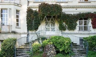  H�tel Particulier � vendre 15 + pi�ces 810 m�