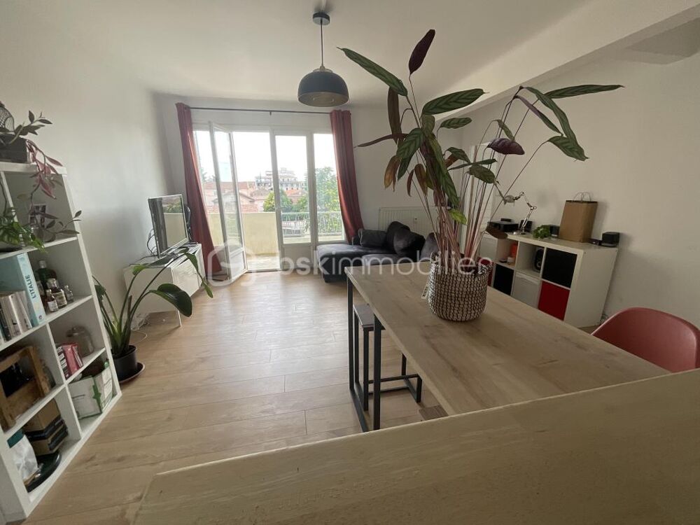a Voir ! Appartement T4 3 chambres, à deux pas du centre ville et de ses commodités