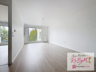 Vente Appartement VILLEPINTE -  APPARTEMENT 2 PIÈCES RÉCENT AVEC PARKING - DPE C Villepinte