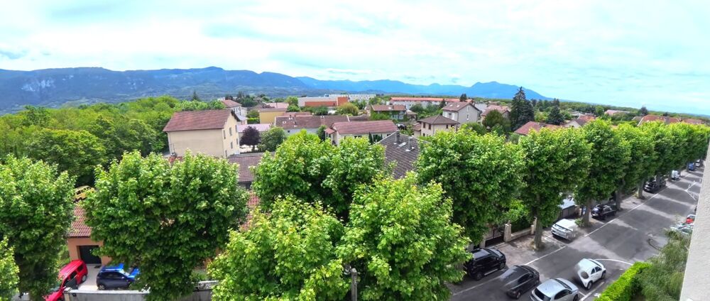 ? CENTRE-VILLE  À 2 PAS DE LA GARE  VUE EXCEPTIONNELLE SUR LE VERCORS ?