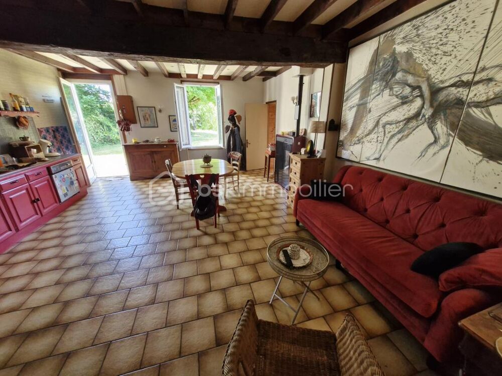 Charmante maison en pierre de 115m2 avec garage et dépendance sur son terrain clos de 800m2 à Camps-sur-l'Isle