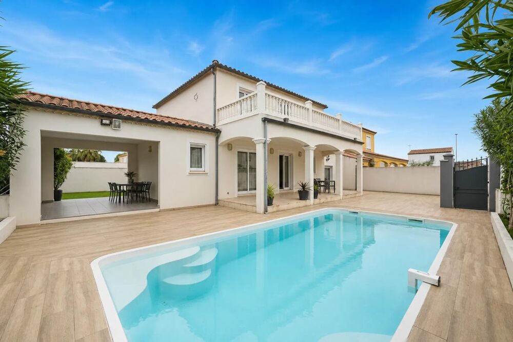 Maison contemporaine avec piscine à Saint-Gilles