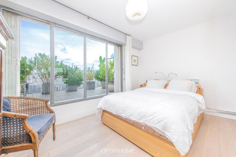 Vente Appartement EXCLUSIVITÉ – APPARTEMENT DERNIER ÉTAGE Paris 11