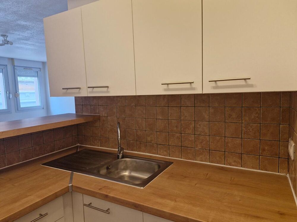 ROANNE - APPARTEMENT T2