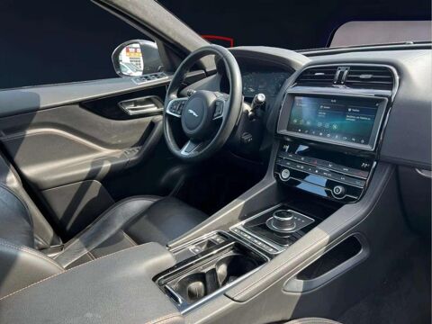 F-PACE 25d • Prestige AWD Toit ouvrant 241ch 2021 occasion 33600 Pessac