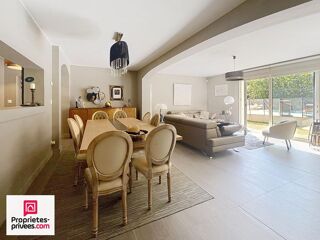  Villa  vendre 5 pices 140 m