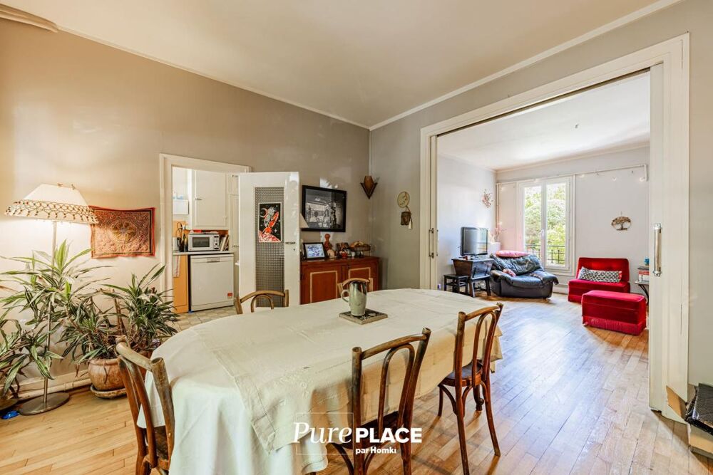 Magnifique maison familiale + dépendances, à Romainville