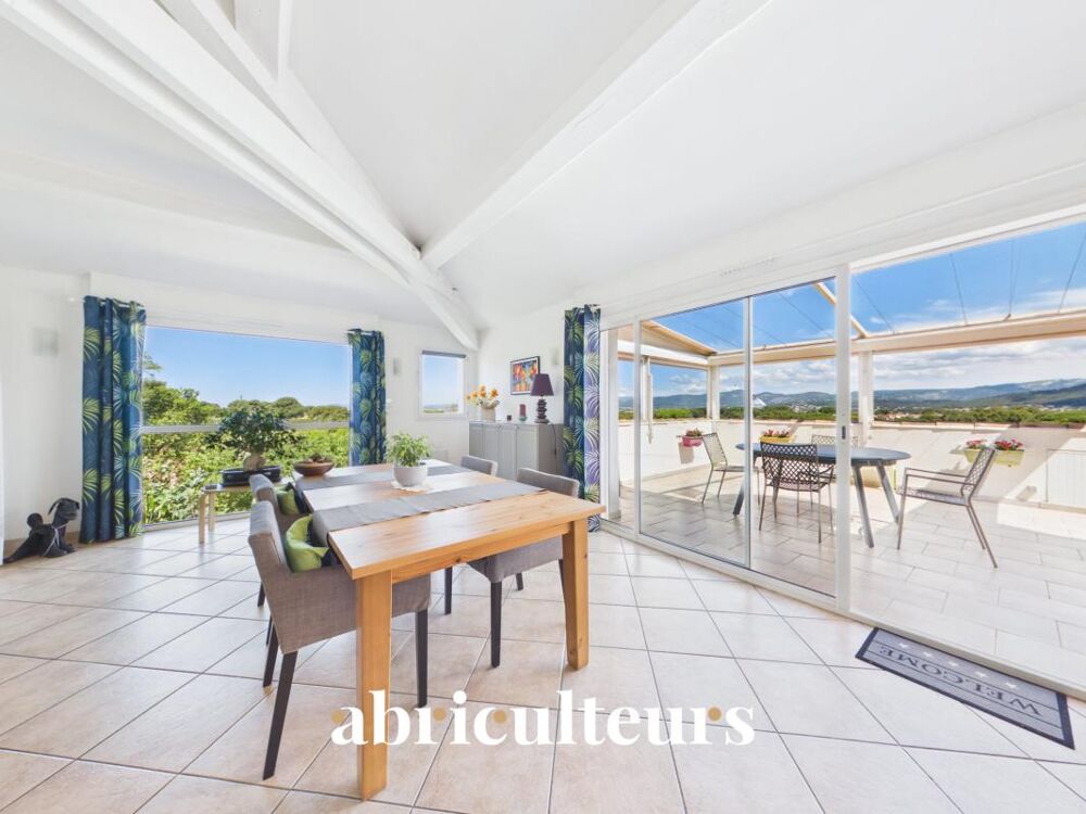 Maison avec piscine et jardin en vente à Six-Fours-les-Plages (83140)