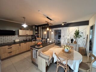  Appartement � vendre 4 pi�ces 94 m�