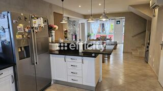  Maison � vendre 7 pi�ces 165 m�