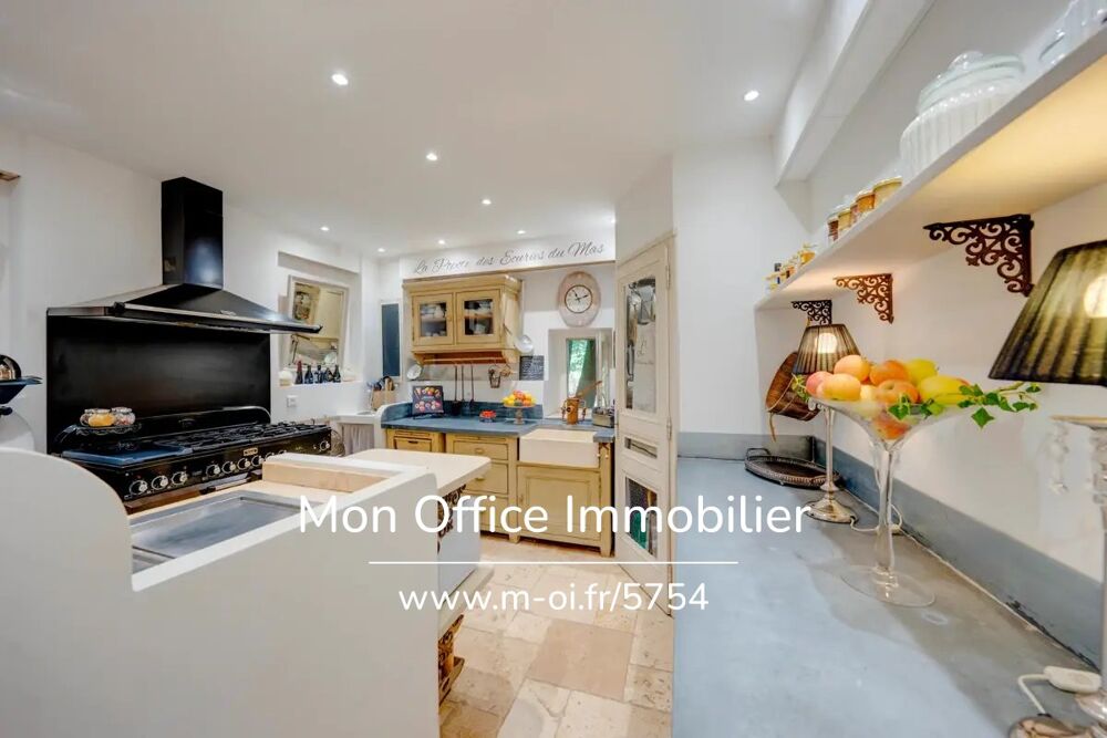  vendre  Proprit/chteau Lamanon (13113)