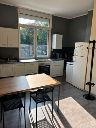  Appartement à louer 2 pièces 32 m²