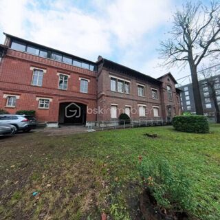  Immeuble à vendre 15 + pièces 1665 m²