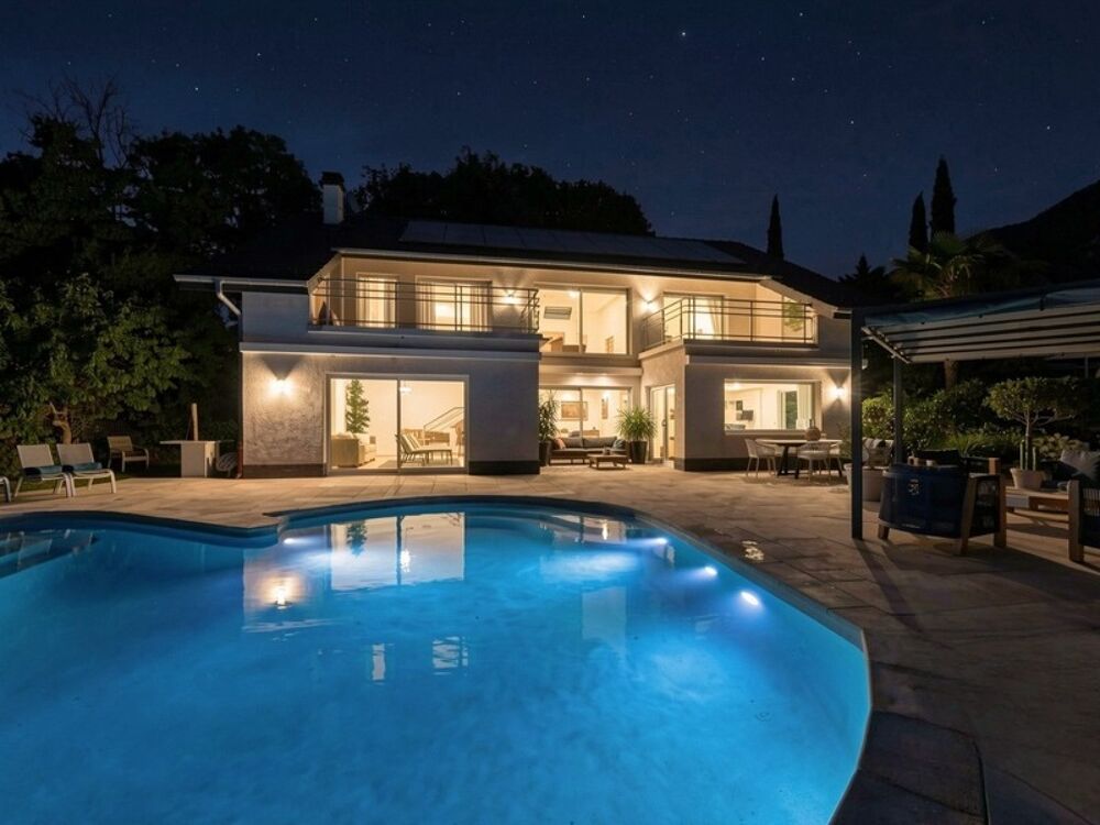 Villa d'exception avec vue lac, piscine et prestations haut de gamme